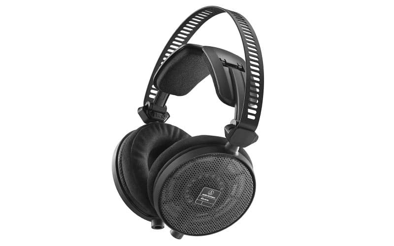 https://blog-dev.landr.com/wp-content/uploads/2019/04/25_Best_Headphones_AudioTechnica_ath_r70x.jpg